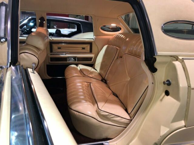 1977 Lincoln Town Car -- - photo 10