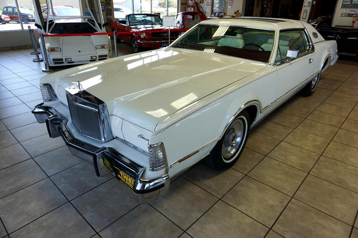 1976 Lincoln Continental Mark IV 2-DOOR - photo 3