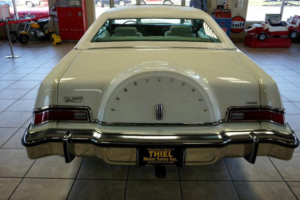 1976 Lincoln Continental Mark IV 2-DOOR - photo 7