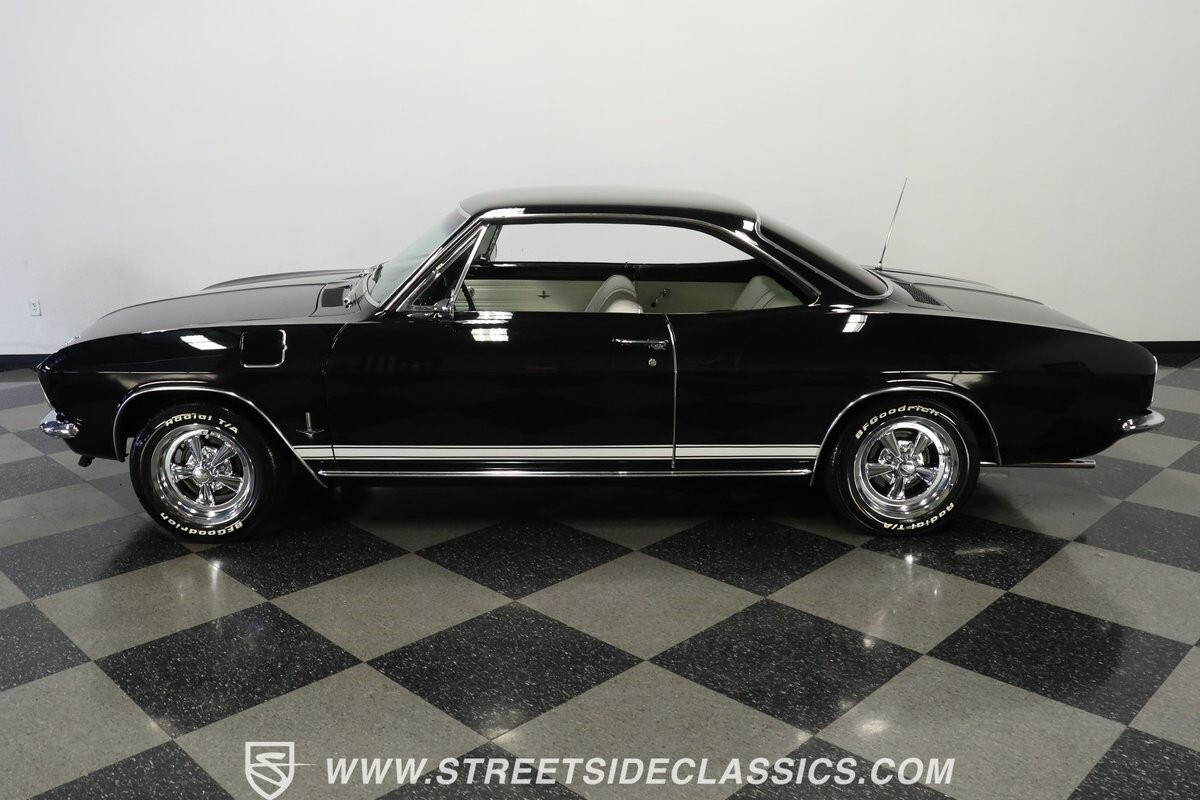 1965 Chevrolet Corvair Monza - photo 3