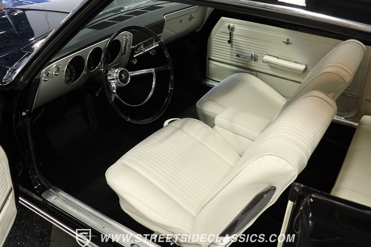 1965 Chevrolet Corvair Monza - photo 5