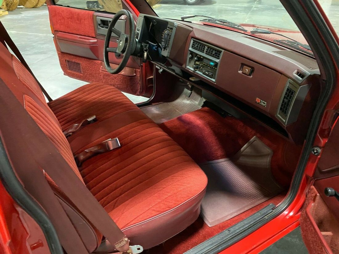 1991 Chevrolet S-10 Tahoe - photo 13