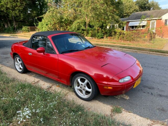 146,000 miles - 5 Speed Manual- Runs and Shifts Great!! 1990 Mazda MX-5 Miata