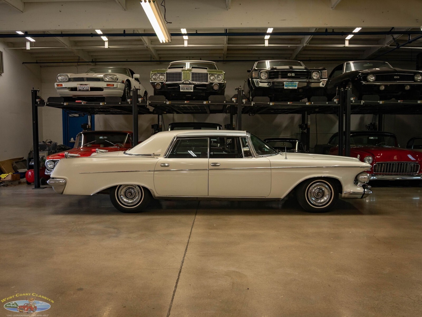 1962 Chrysler Imperial LeBaron So Hampton 4 Door Hardtop - photo 3