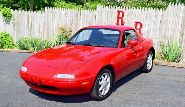 15k ORIG MILES, AUTO, HARDTOP, A/C, TURN-KEY, ALL STOCK, CONVERTIBLE, SURVIVOR 1993 Mazda MX-5 Miata 15K ORIG MILES W/ HARDTOP