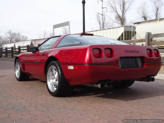 1990 Chevrolet Corvette ZR1 - photo 2