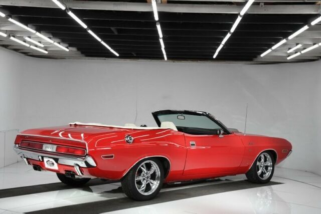 1970 Dodge Challenger -- - photo 3