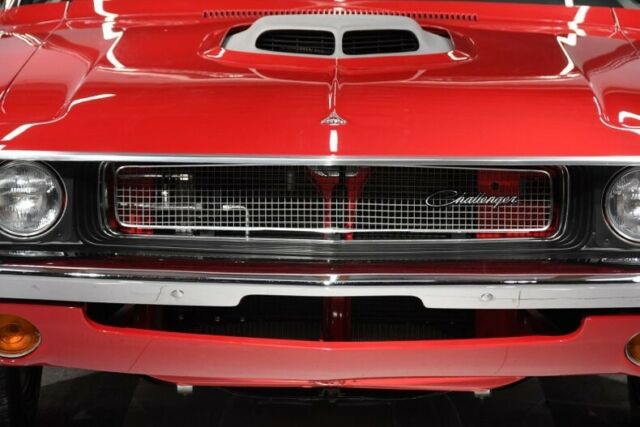 1970 Dodge Challenger -- - photo 5