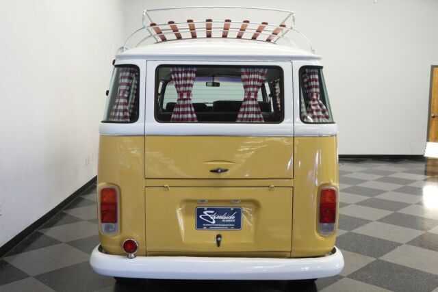 1994 Volkswagen Bus/Vanagon 13 Window Deluxe Bus - photo 12