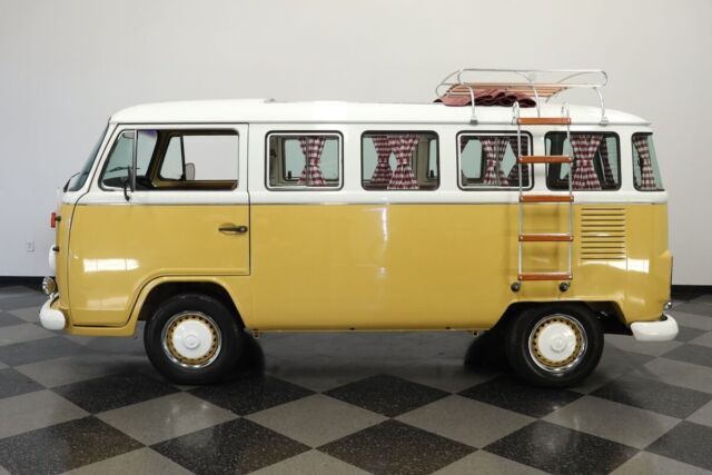 1994 Volkswagen Bus/Vanagon 13 Window Deluxe Bus - photo 8
