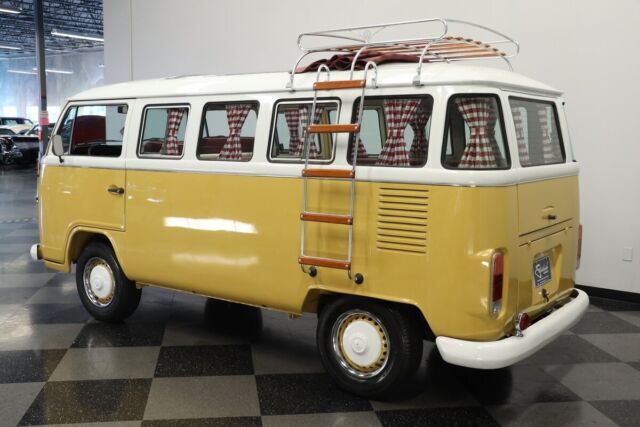 1994 Volkswagen Bus/Vanagon 13 Window Deluxe Bus - photo 9