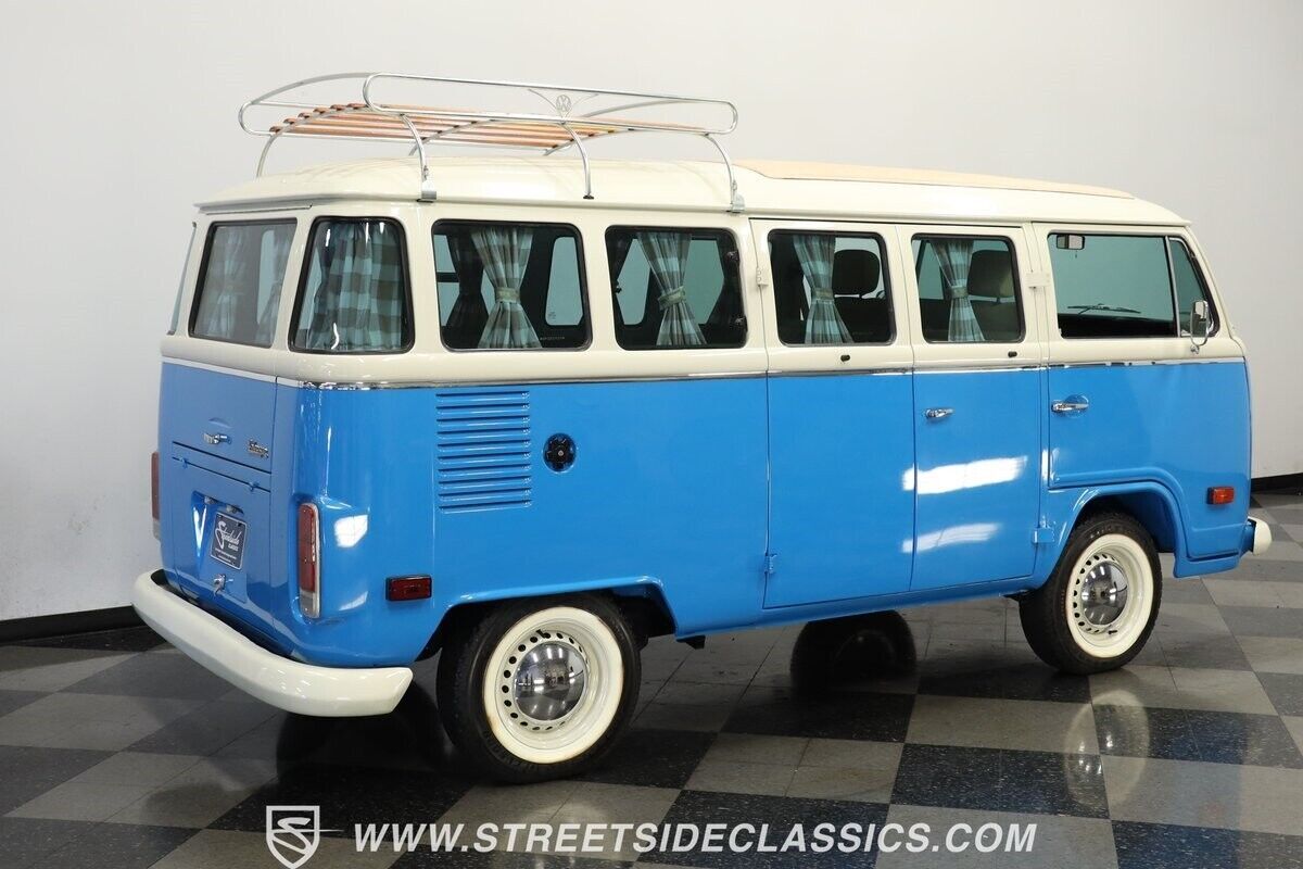 1994 Volkswagen Bus/Vanagon 13 Window Deluxe Bus - photo 12
