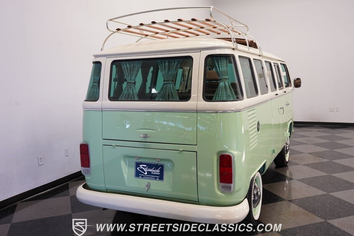 1994 Volkswagen Bus/Vanagon 13 Window Deluxe Bus - photo 10