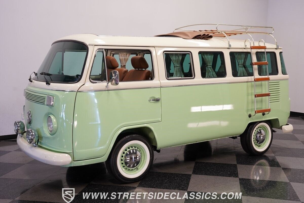 1994 Volkswagen Bus/Vanagon 13 Window Deluxe Bus - photo 6