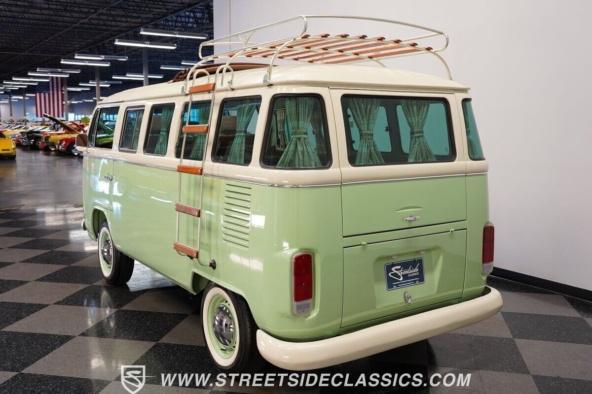 1994 Volkswagen Bus/Vanagon 13 Window Deluxe Bus - photo 8