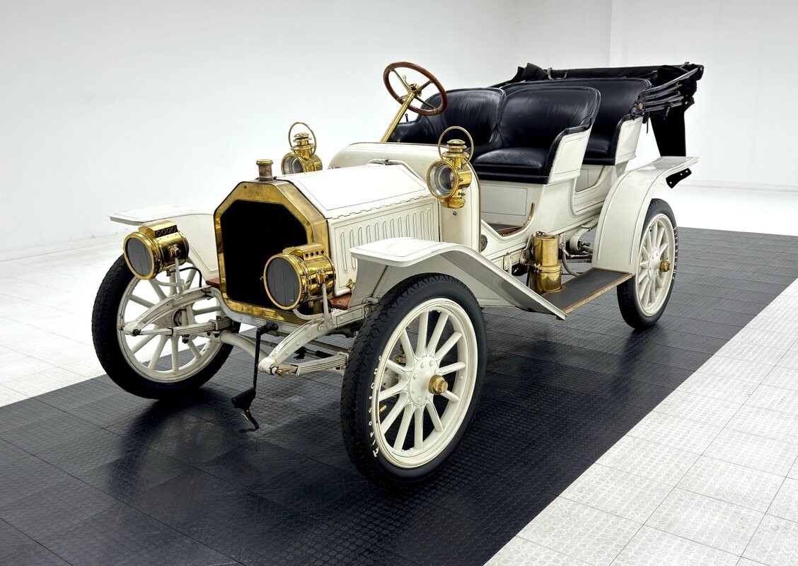 1909 Buick Model 10 Touring Sedan - photo 2