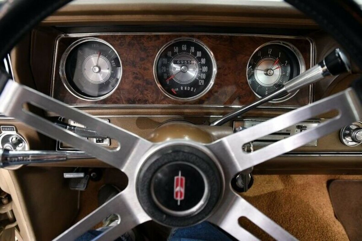 1970 Oldsmobile Cutlass - photo 2