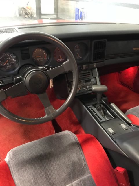 1985 Pontiac Trans Am - photo 12
