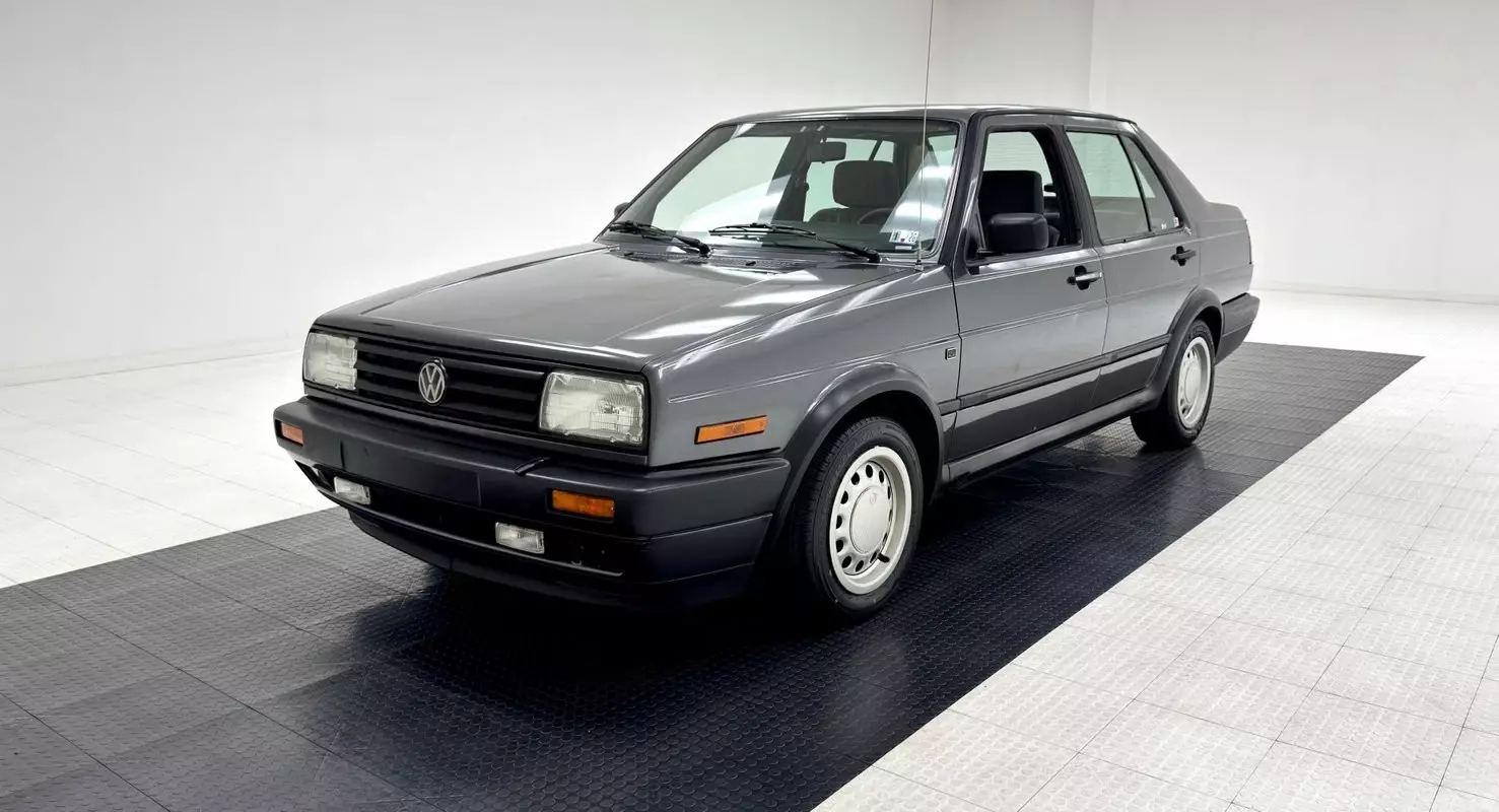 1.6L Diesel I4/5-Speed Manual/New Clutch/New Head Gasket/New Timing Belt 1991 Volkswagen Jetta GL Sedan