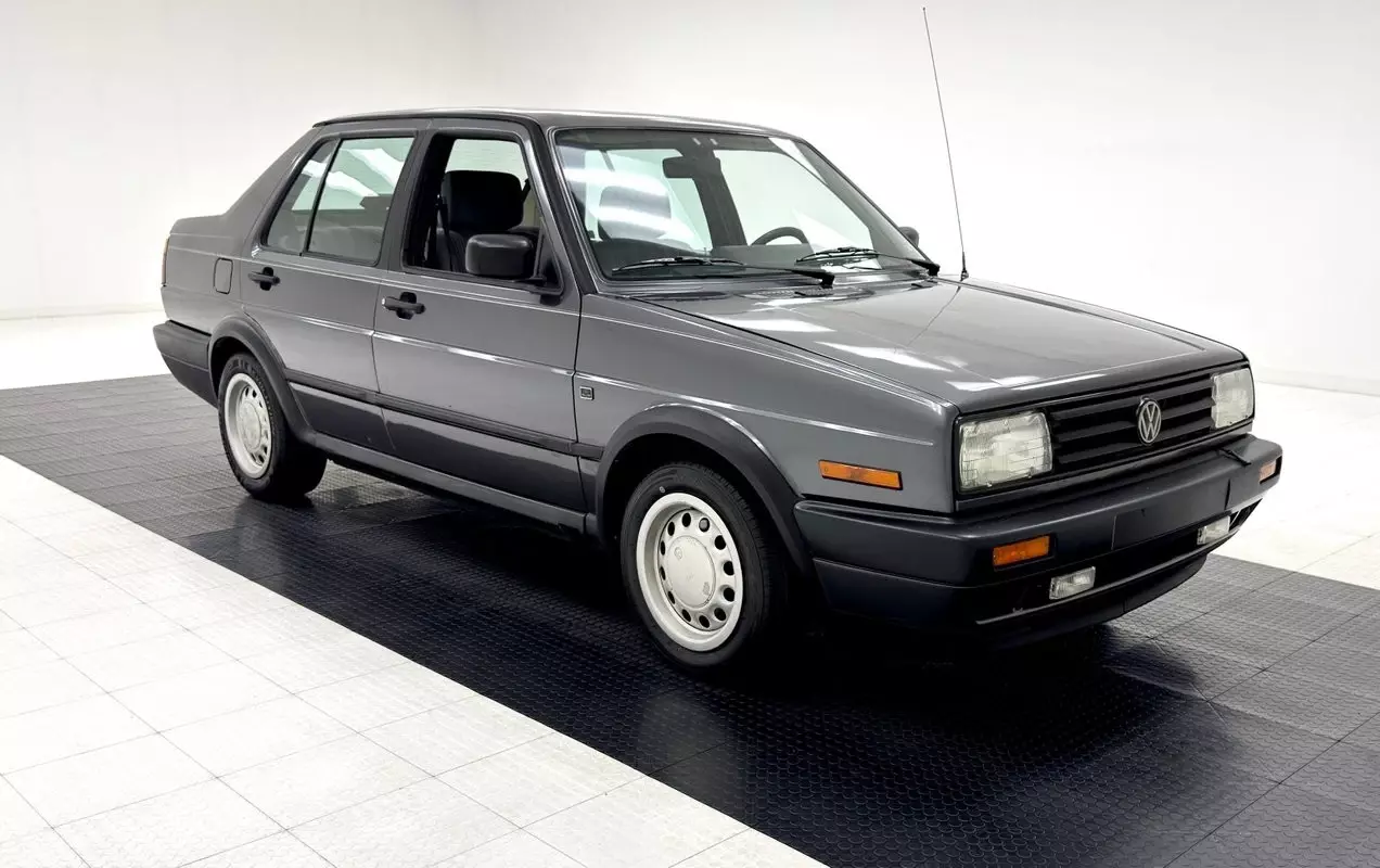 1991 Volkswagen Jetta GL Sedan - photo 7