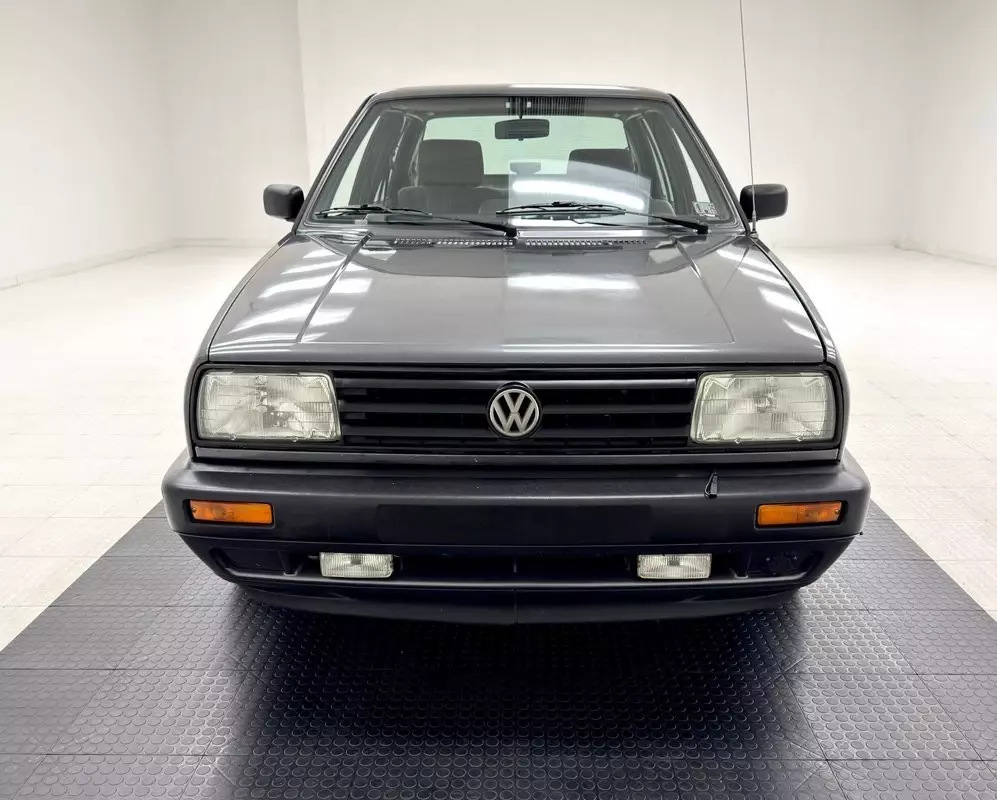1991 Volkswagen Jetta GL Sedan - photo 8
