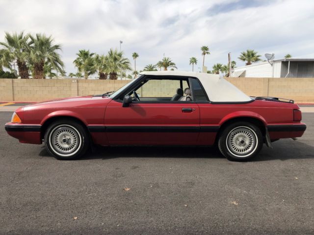 1990 Ford Mustang LX - photo 2