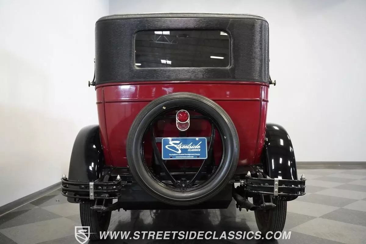 1927 Chevrolet Imperial Landau - photo 10