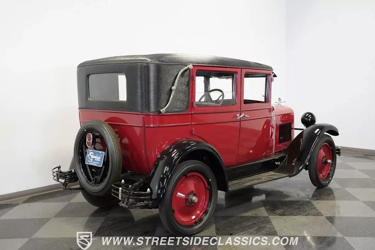 1927 Chevrolet Imperial Landau - photo 7