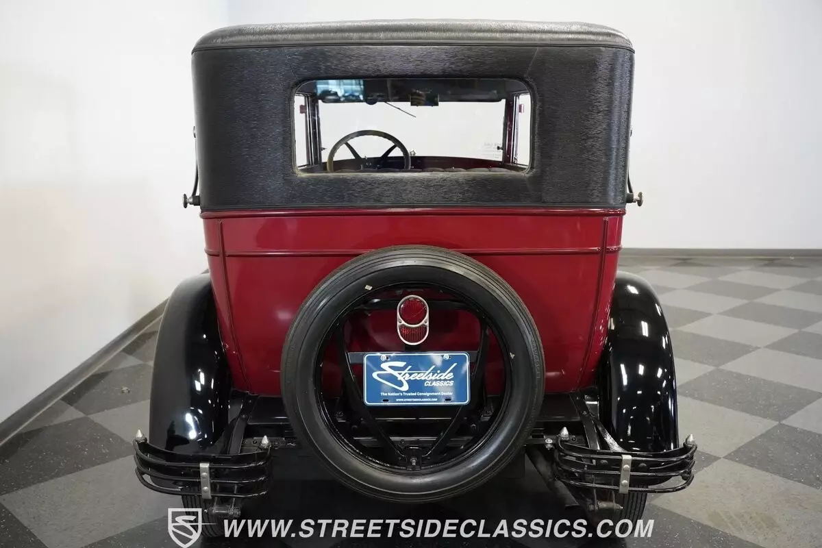 1927 Chevrolet Imperial Landau - photo 9