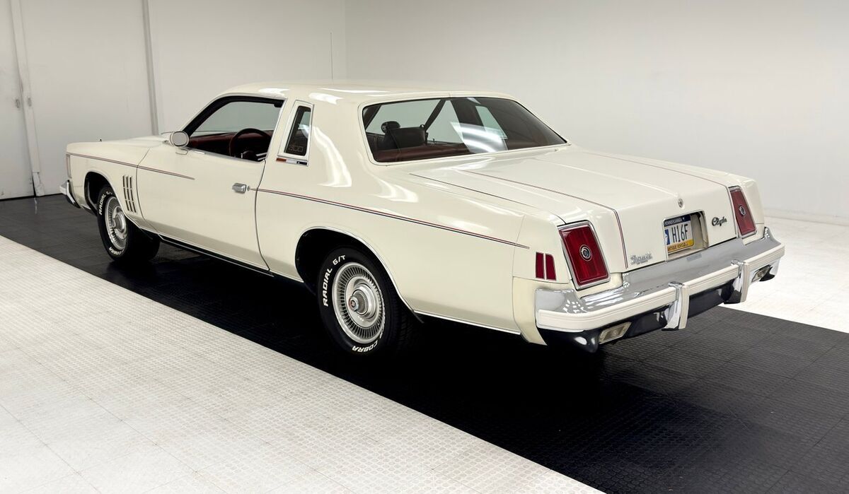 1979 Chrysler 300 Series Hardtop - photo 3