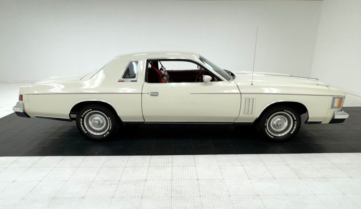1979 Chrysler 300 Series Hardtop - photo 6