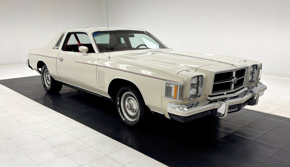 1979 Chrysler 300 Series Hardtop - photo 7