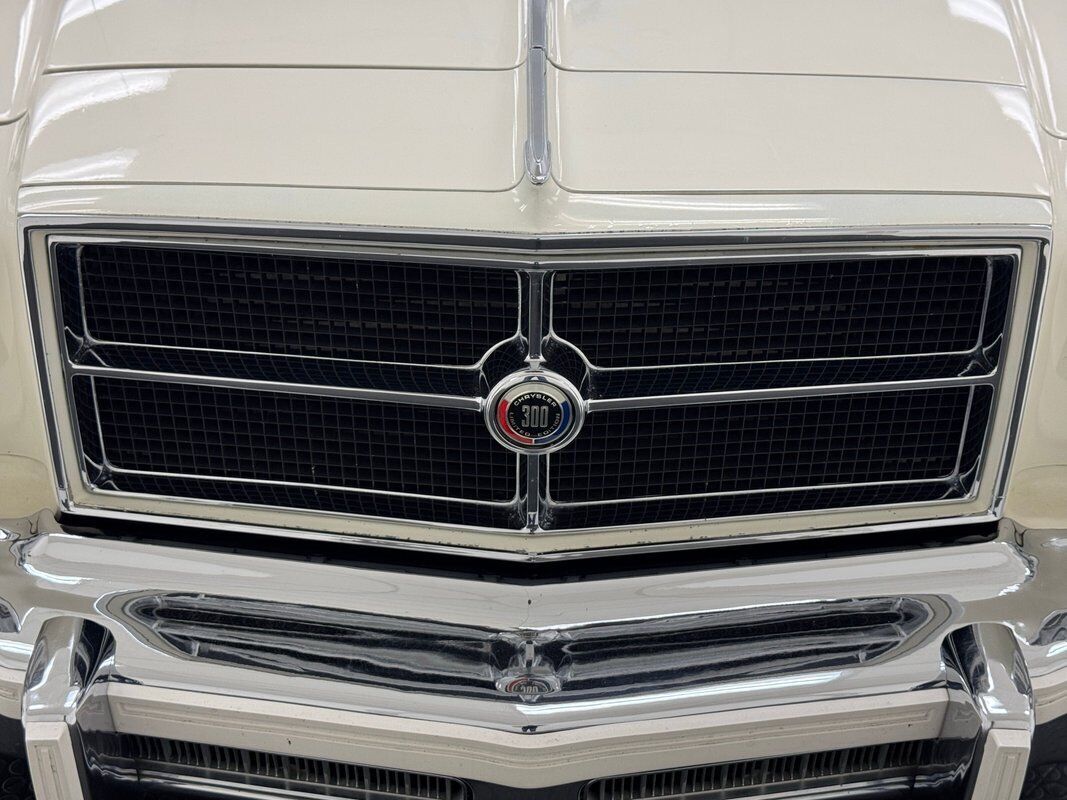 1979 Chrysler 300 Series Hardtop - photo 9