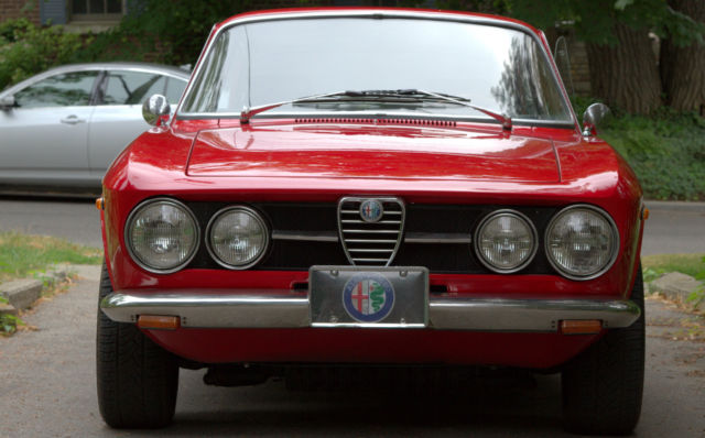 1750 GT COLLECTIBLE EUROPEAN MODEL FANTASTIC CONDITION BODY TOTALLY SOLID 1970 Alfa Romeo GTV