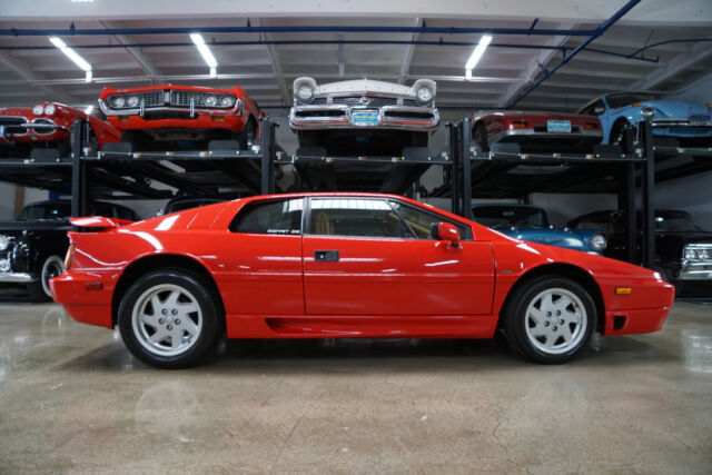 1989 Lotus Espirit SE Turbo WITH 17K ORIG MILES -- - photo 3