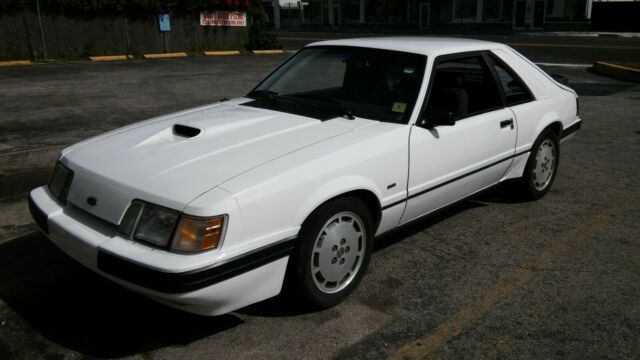 1986 Ford Mustang SVO - photo 3