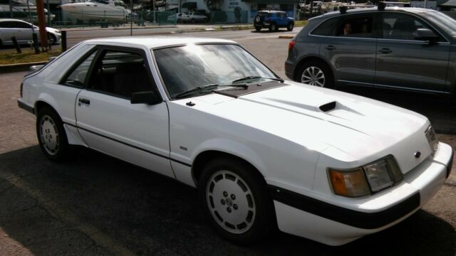 1986 Ford Mustang SVO - photo 4