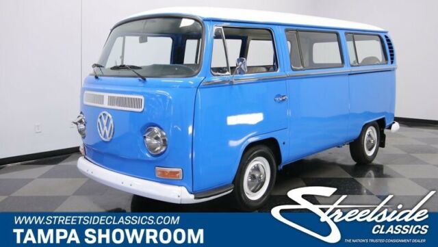1800 CC 4 SPEED MAN BEAUTIFUL PAINT CUSTOM INTERIOR BOUGHT NEW IN TAMPA FL 1968 Volkswagen Bus/Vanagon Bus