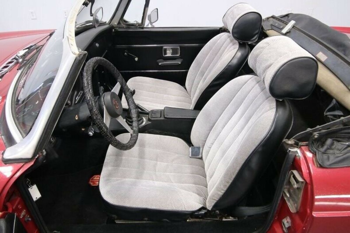 1975 MG MGB - photo 5