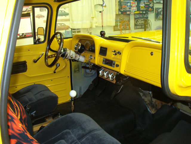 1963 Chevrolet C-10 Panel Truck - photo 5