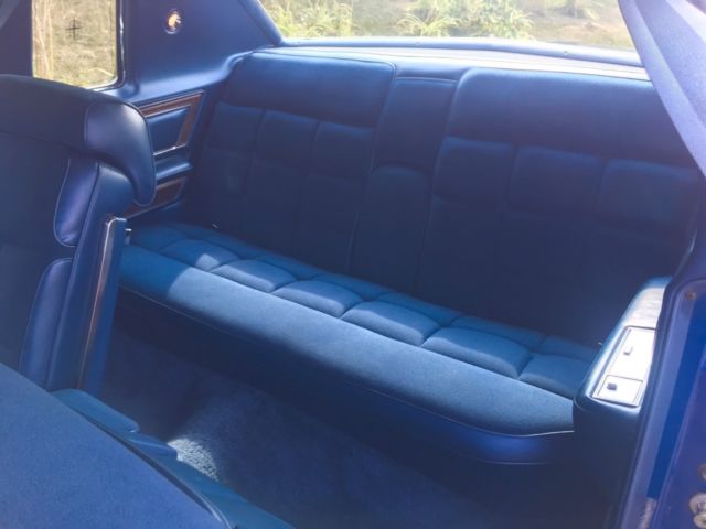 1976 Lincoln Continental Town Coupe - photo 11