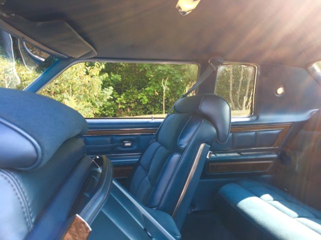 1976 Lincoln Continental Town Coupe - photo 12