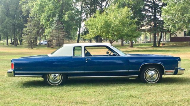 1976 Lincoln Continental Town Coupe - photo 5