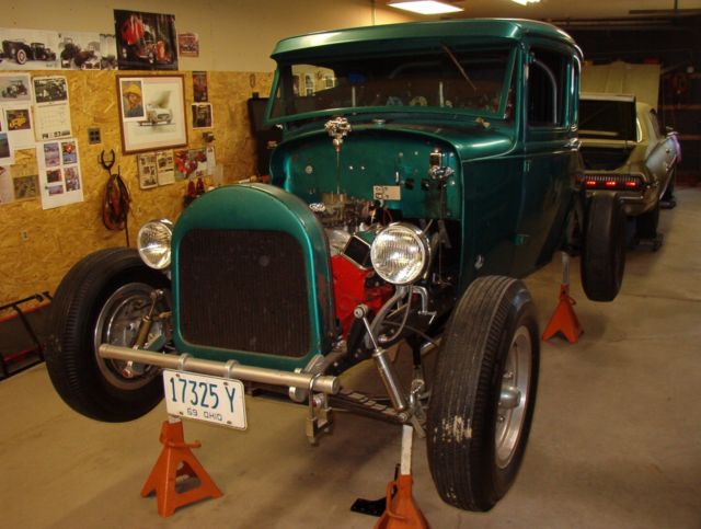 (#1876) 1930 Ford Model A 5-Window STREETROD, 350 / 350 eng/trans ALL STEEL BODY 1930 Ford Model A 5-Window Coupe