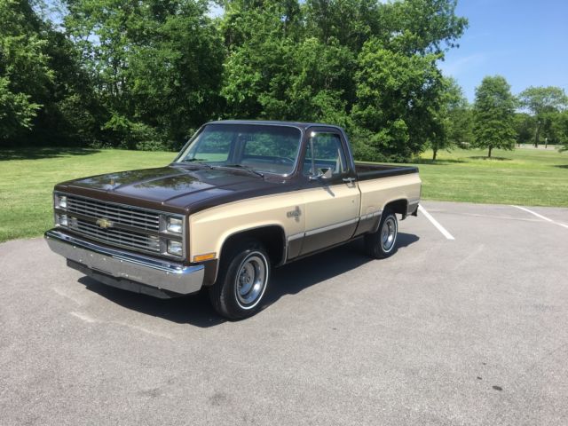 1884 Chevrolet C-10 C10 34k original miles showroom 1984 Chevrolet C-10 silverado