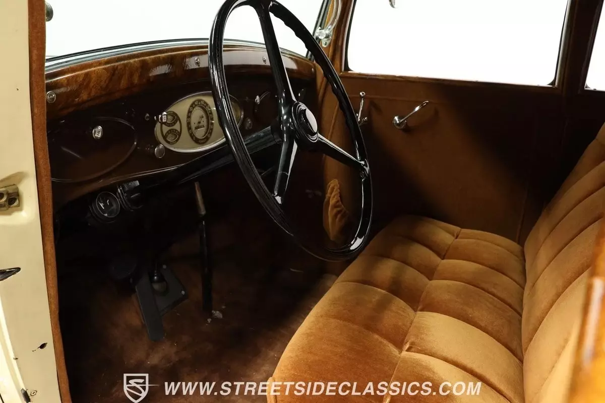 1933 Plymouth PD coupe - photo 5
