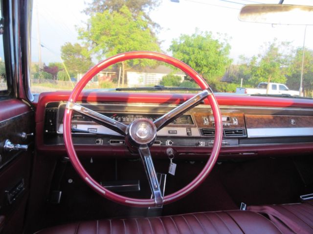 1967 Chrysler New Yorker - photo 2