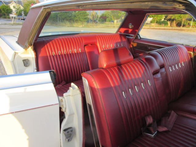 1967 Chrysler New Yorker - photo 3