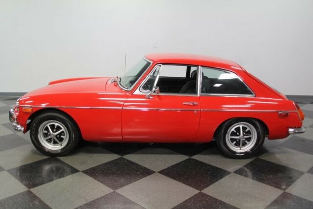 1973 MG MGB GT - photo 3
