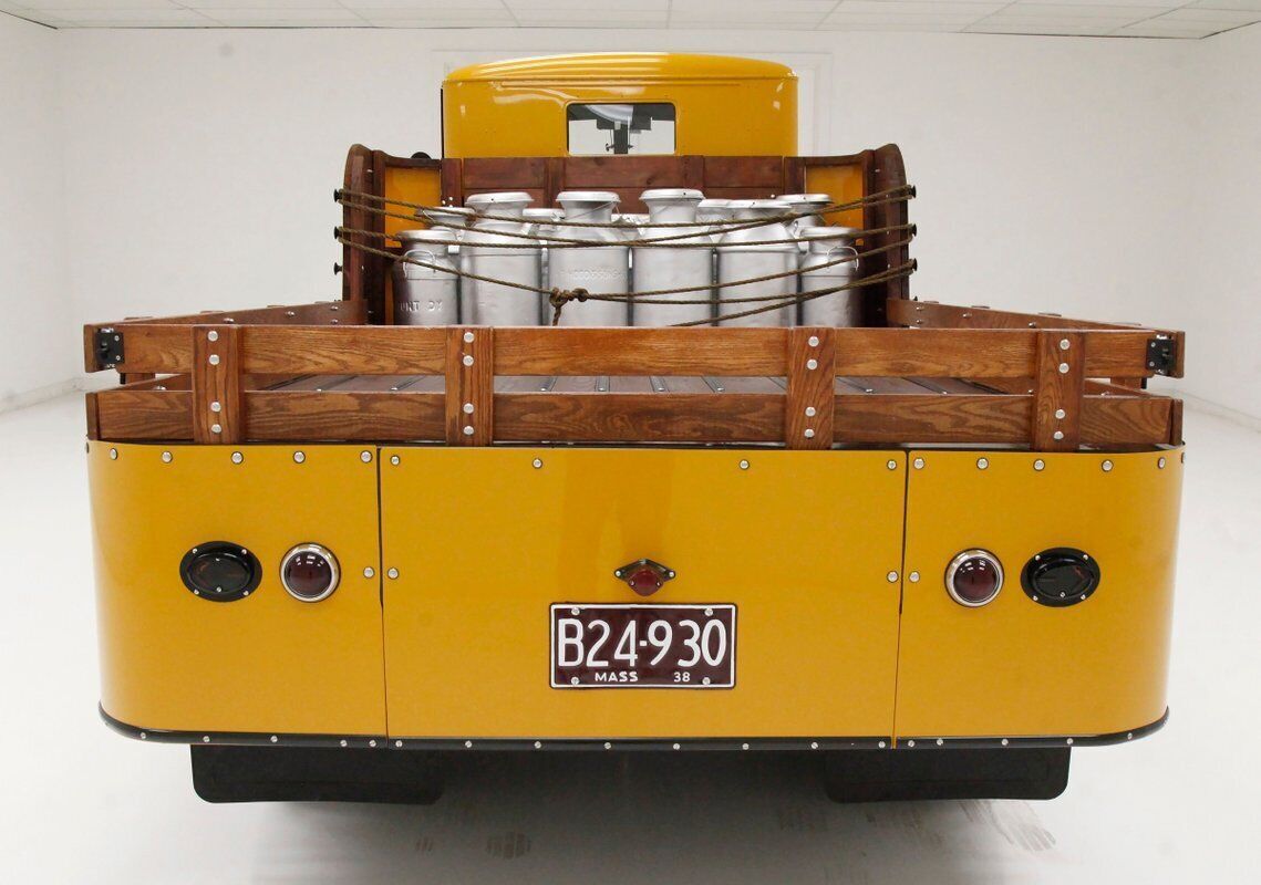 1938 Studebaker K15M38 Cab Over - photo 5